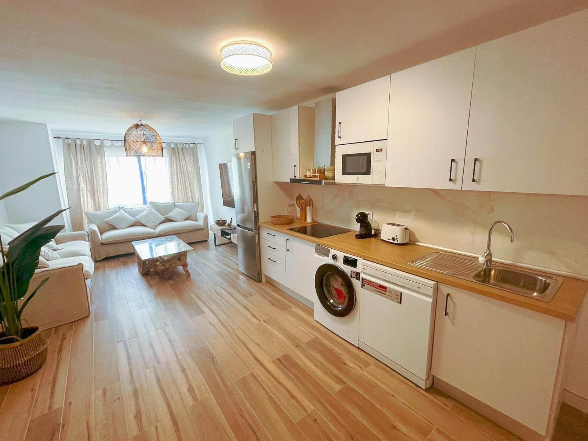 Chakra House Fuerteventura - Affordable Rooms In A Cozy Guesthouse Corralejo Luaran gambar