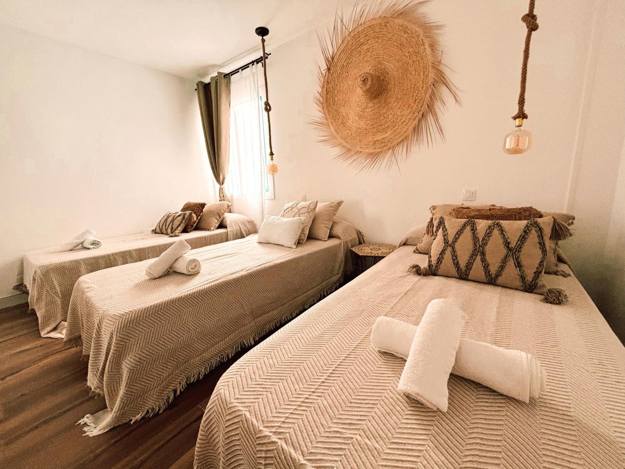 Chakra House Fuerteventura - Affordable Rooms In A Cozy Guesthouse Corralejo Luaran gambar