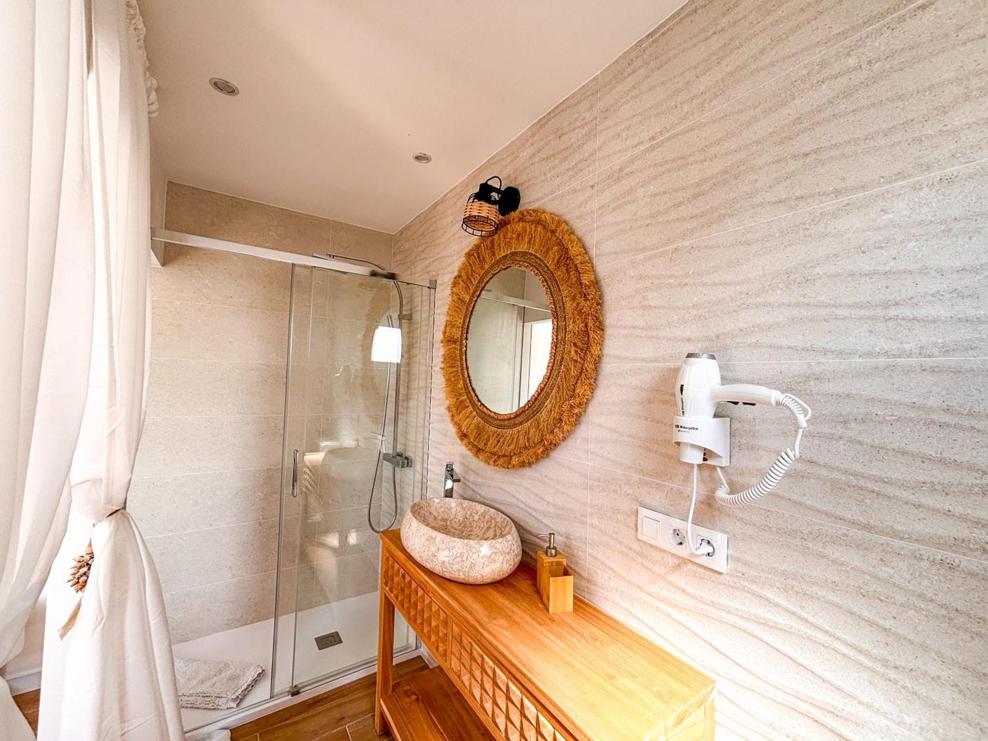 Chakra House Fuerteventura - Affordable Rooms In A Cozy Guesthouse Corralejo Luaran gambar